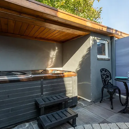 Nest Jacuzzi Terrace Private Climatisation