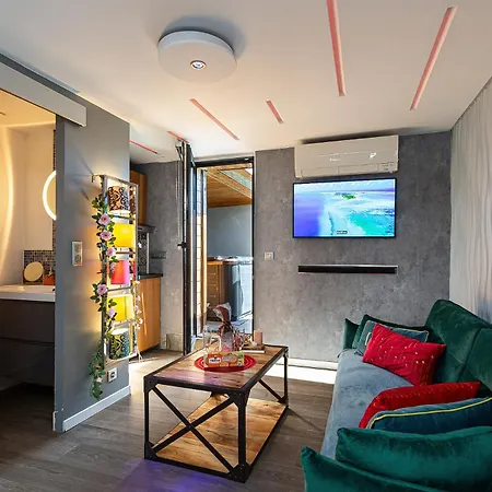Nest Jacuzzi Terrace Private Climatisation Apartment *